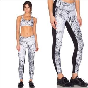 Koral Emulate leggings